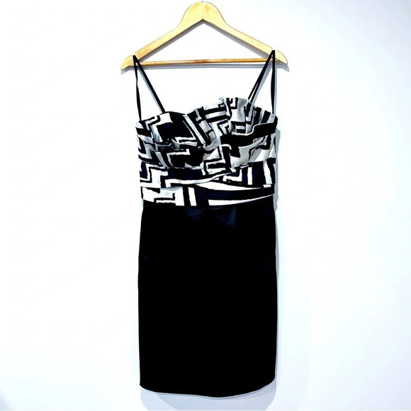 Max & Cleo Dresses & Skirts - MAX & CLEO Black strapless  dress